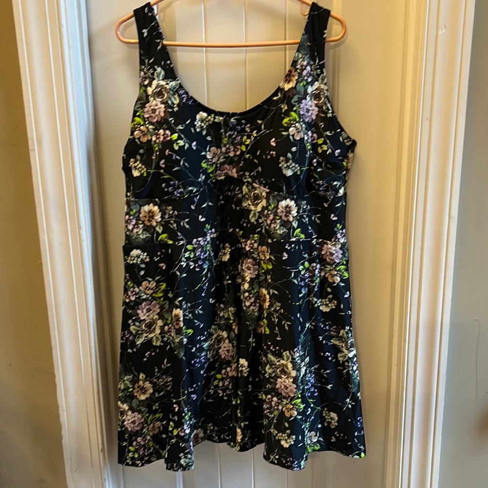 TORRID Black Floral Swimdress - Floral Print